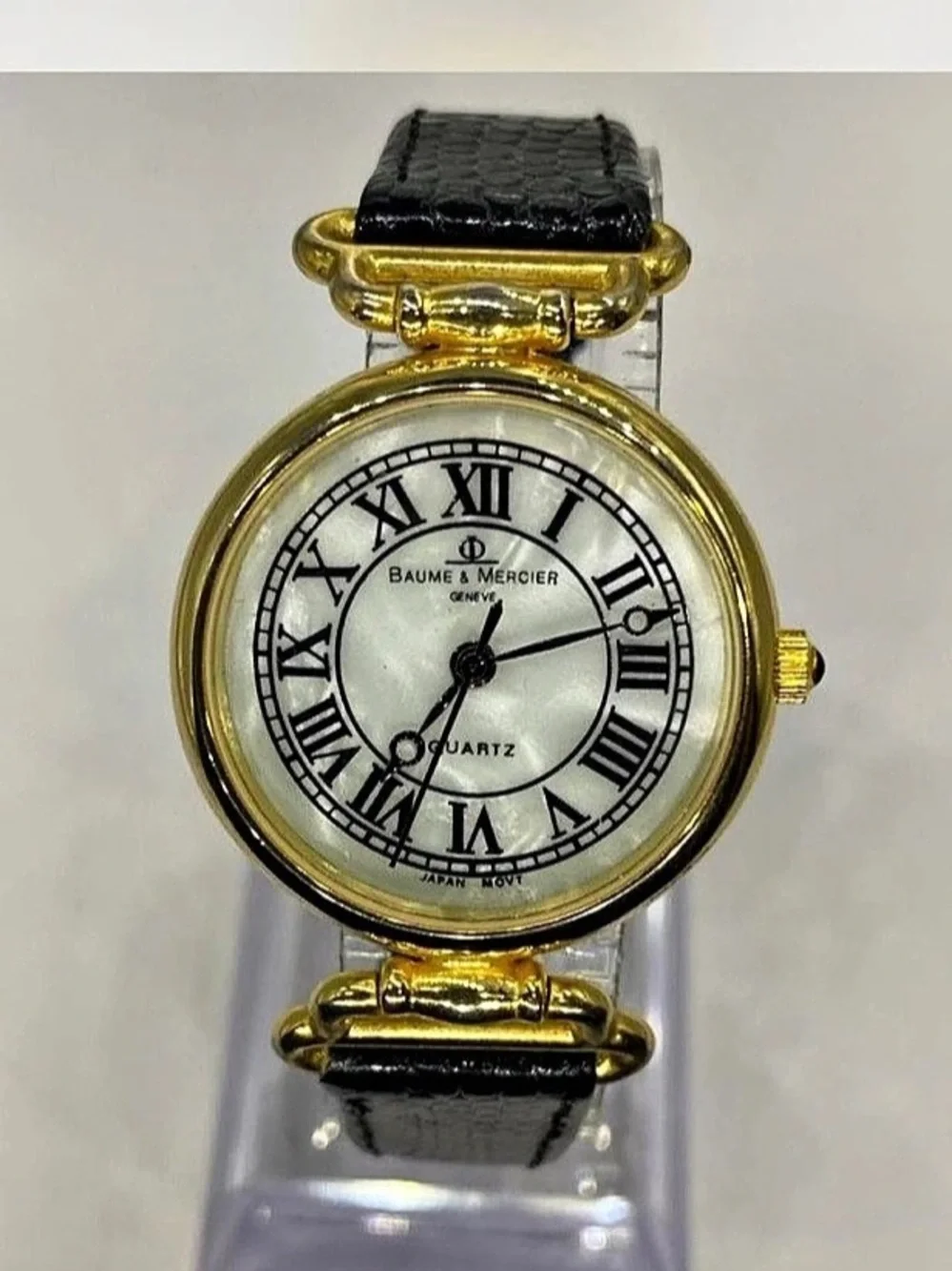 Luxury ^^^ Baume & Mercier *** Roman Numeral Quartz Watch Gold & Black ***